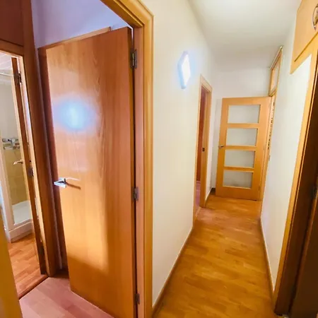 Piso Shic De Playa Fenals Con Terraza Y Piscina *
