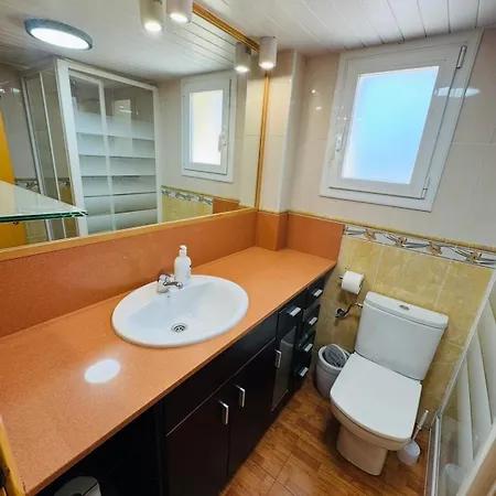 Apartment Piso Shic De Playa Fenals Con Terraza Y Piscina