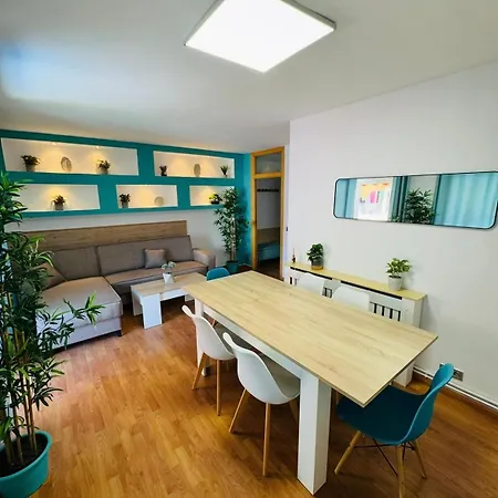 Piso Shic De Playa Fenals Con Terraza Y Piscina * يوريت دي مار