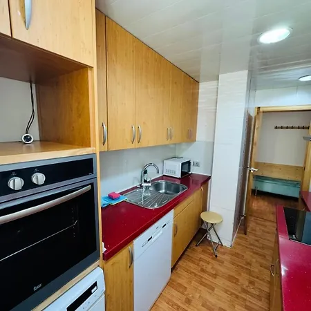 Piso Shic De Playa Fenals Con Terraza Y Piscina Apartment